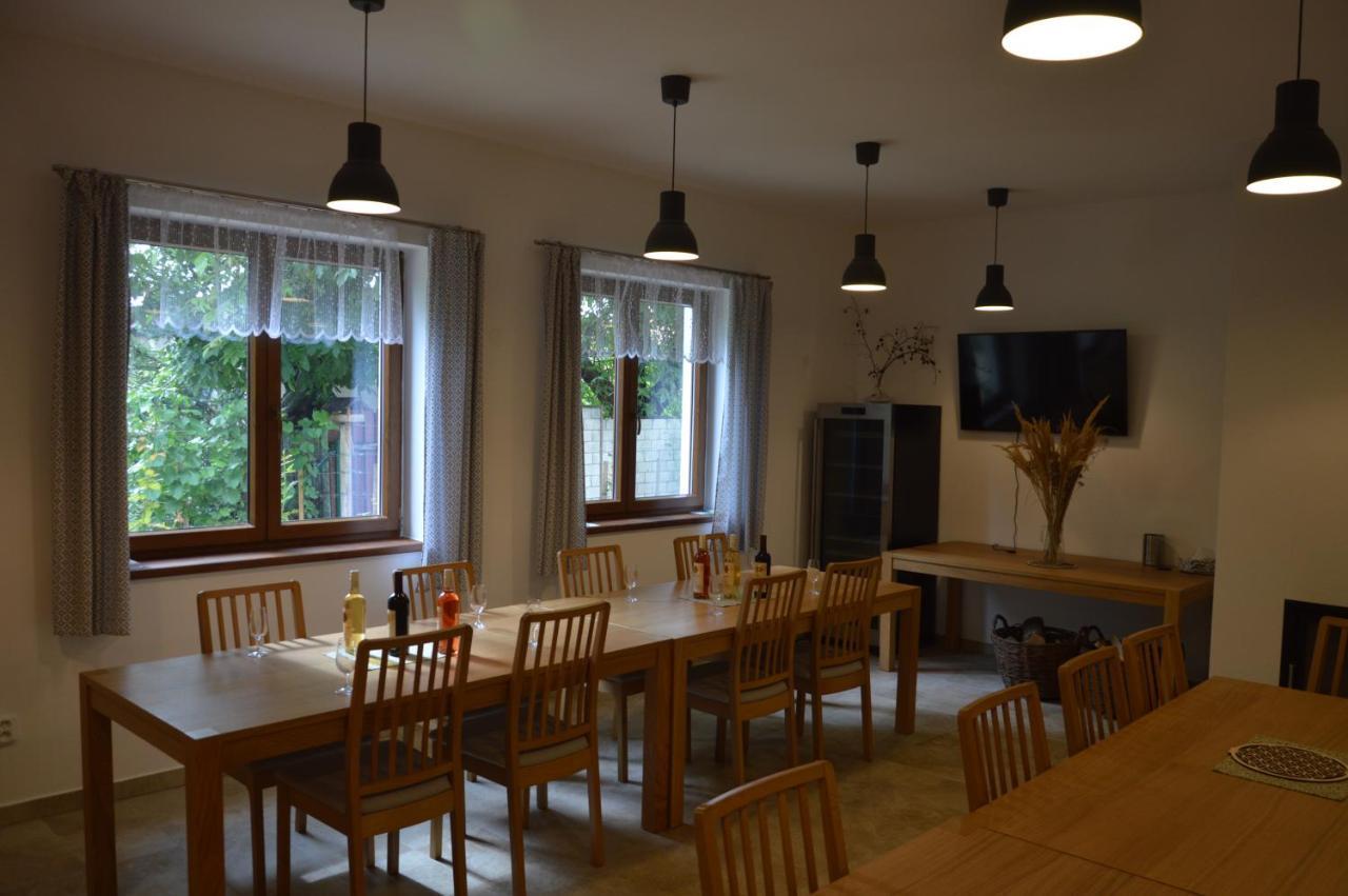 Penzion v rodinném vinařství Kadubcovi Lipov Extérieur photo